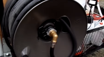 How to repair a hose reel