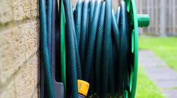 How to store garden hose