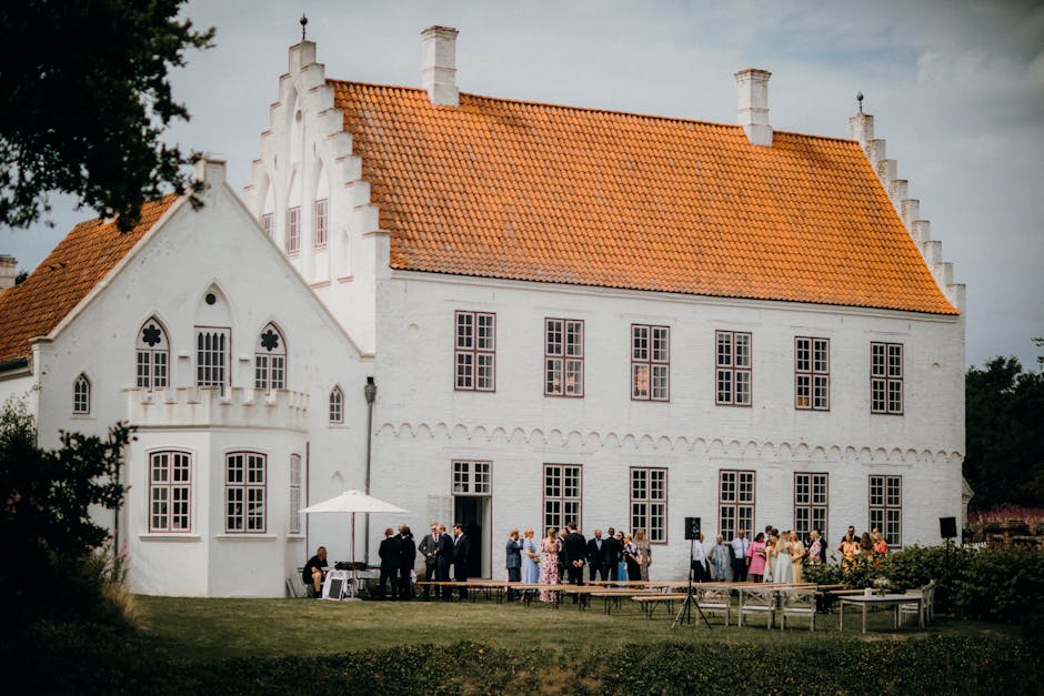 A Historic House Hosts a Delightful Garden Party